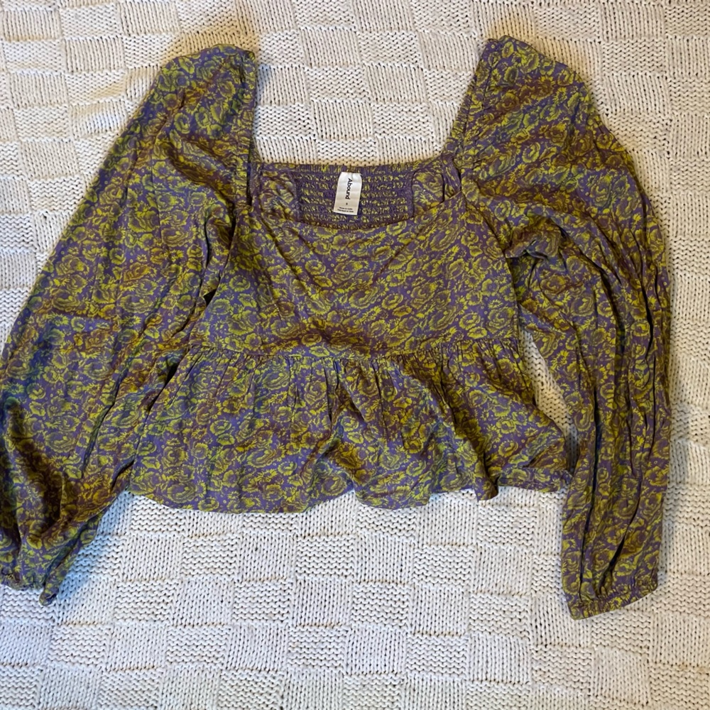 Peasant Top Floral Pattern